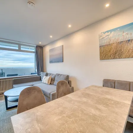 - Haus F, App 0f1007 Apartamento *